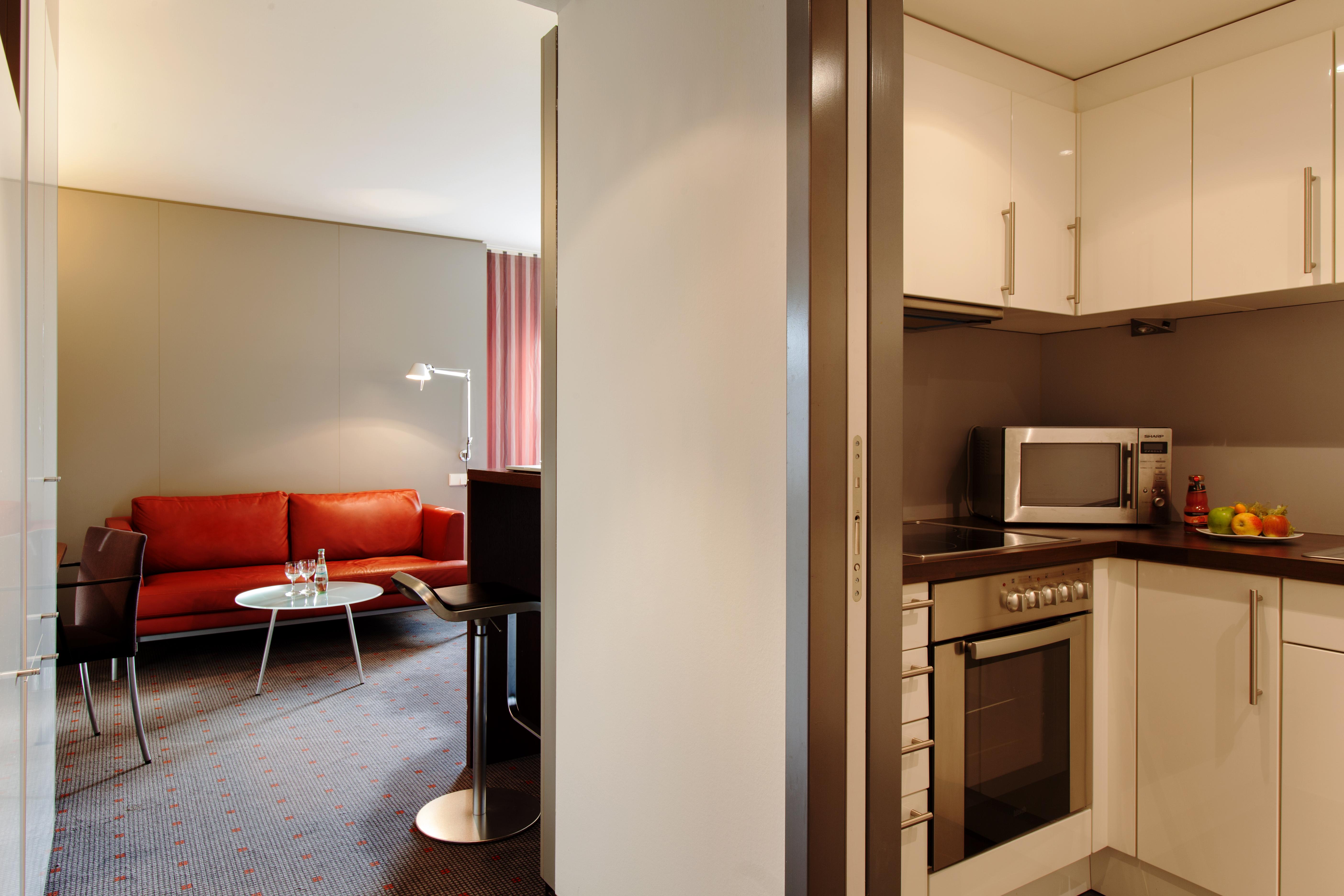 Отель Vienna House Easy By Wyndham Штутгарт Экстерьер фото